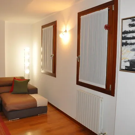 Ex Casa Degli Artisti *